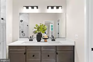 17992 Alicia Ave, Dumfries, VA 22026 - Photo 18