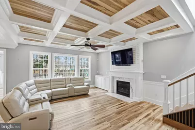 13826 Estate Manor Drive, Gainesville, VA 20155 - Photo 4