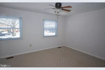 14814 Emberdale Drive, Woodbridge, VA 22193 - Photo 6