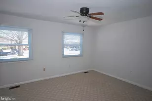 14814 Emberdale Dr, Woodbridge, VA 22193 - Photo 6