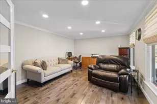 15401 Silvan Glen Dr, Dumfries, VA 22025 - Photo 18