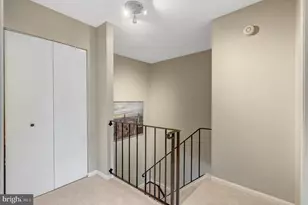 12164 Springwoods Dr, Woodbridge, VA 22192 - Photo 18