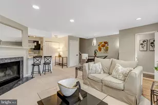 12164 Springwoods Dr, Woodbridge, VA 22192 - Photo 6