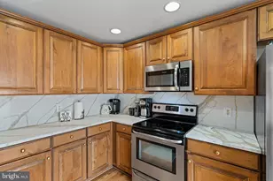 5031 Anchorstone Dr, Woodbridge, VA 22192 - Photo 16