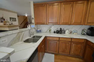 5031 Anchorstone Dr, Woodbridge, VA 22192 - Photo 36