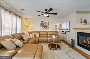 5031 Anchorstone Dr, Woodbridge, VA 22192 - Photo 12