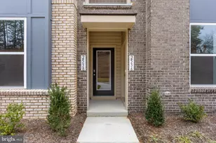 2538 Neabsco Common Pl, Woodbridge, VA 22191 - Photo 2