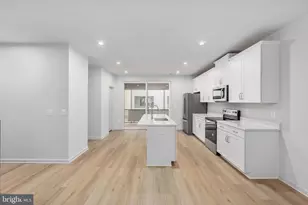 2538 Neabsco Common Pl, Woodbridge, VA 22191 - Photo 10