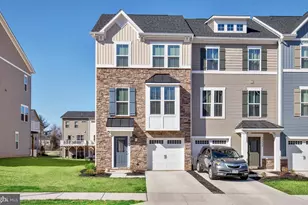 10786 Hinton Wy, Manassas, VA 20112 - Photo 2