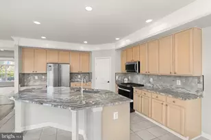 9311 Warren Falls Ln, Bristow, VA 20136 - Photo 14