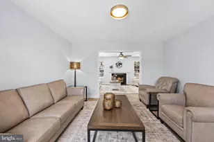 3696 Wertz Dr, Woodbridge, VA 22193 - Photo 10