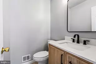 4001 Forestdale Ave, Woodbridge, VA 22193 - Photo 4