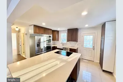 13734 Moccasin Court, Woodbridge, VA 22193 - Photo 4