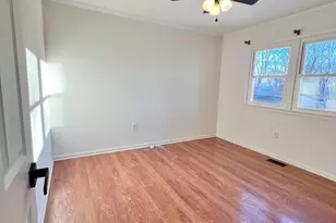 13734 Moccasin Ct, Woodbridge, VA 22193 - Photo 14