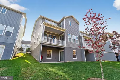 17945 Woods Overlook Drive, Dumfries, VA 22026 - Photo 100