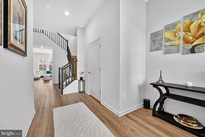 17945 Woods Overlook Drive, Dumfries, VA 22026 - Photo 6