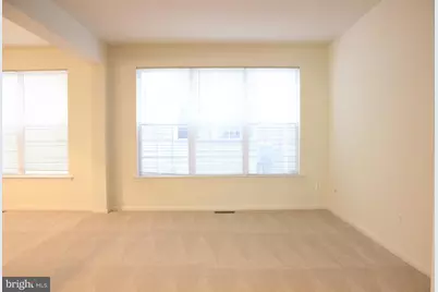 15220 Lord Culpeper Court, Woodbridge, VA 22191 - Photo 4