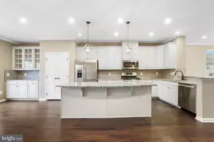 2011 Serviceberry Rd, Dumfries, VA 22026 - Photo 2