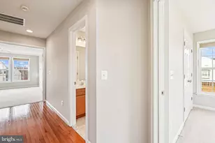 2433 Battery Hill Cir, Woodbridge, VA 22191 - Photo 24