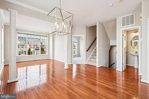 2433 Battery Hill Cir, Woodbridge, VA 22191 - Photo 4