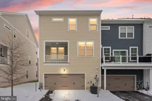 17762 Kingfisher Isle Rd, Dumfries, VA 22026 - Photo 2