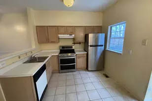 4218 Ashmere Cir, Dumfries, VA 22025 - Photo 2