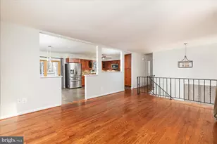 4509 Martinwood Dr, Haymarket, VA 20169 - Photo 6