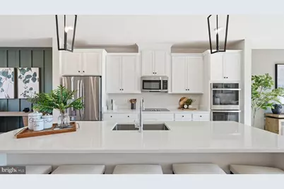 17401 Walnut Grove Way, Dumfries, VA 22026 - Photo 2