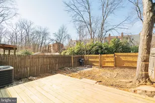 12346 Woodlawn Ct, Woodbridge, VA 22192 - Photo 32