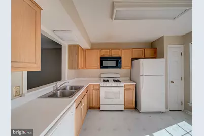 1912 Beegee Court, Woodbridge, VA 22192 - Photo 8