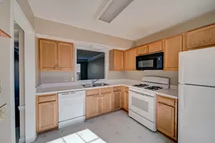 1912 Beegee Ct, Woodbridge, VA 22192 - Photo 10