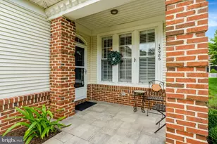 13986 Chelmsford Dr, Gainesville, VA 20155 - Photo 2