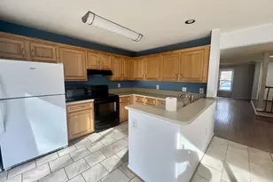 11570 Hill Meade Ln, Woodbridge, VA 22192 - Photo 14