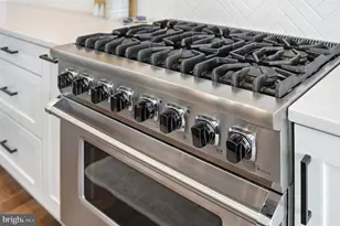 8798 Dancer Ct, Gainesville, VA 20155 - Photo 16