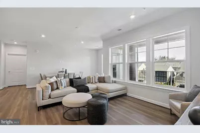 5810 Moonstone Way #401, Haymarket, VA 20169 - Photo 2