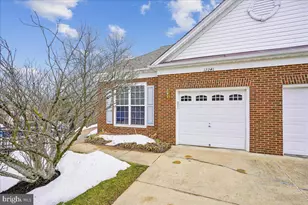 12241 Farmberry Ct, Woodbridge, VA 22192 - Photo 2