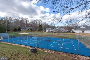 12241 Farmberry Ct, Woodbridge, VA 22192 - Photo 14