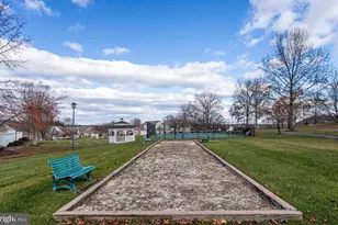 12241 Farmberry Ct, Woodbridge, VA 22192 - Photo 16