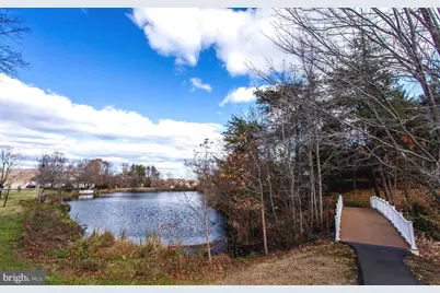 12241 Farmberry Court, Woodbridge, VA 22192 - Photo 10