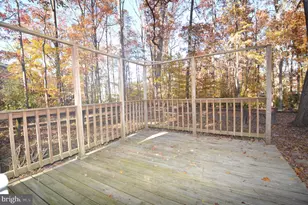 12318 Cinnamon St, Woodbridge, VA 22192 - Photo 32