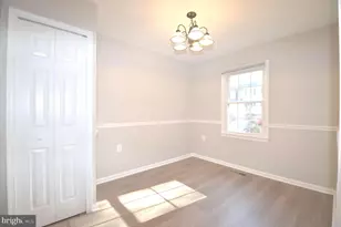 12318 Cinnamon St, Woodbridge, VA 22192 - Photo 14