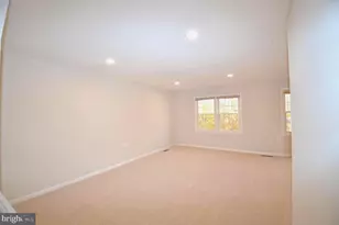 12318 Cinnamon St, Woodbridge, VA 22192 - Photo 6