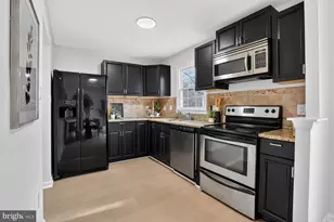 12322 Woodlawn Ct, Woodbridge, VA 22192 - Photo 10