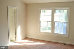12143 Abbey Glen Ct, Woodbridge, VA 22192 - Photo 24