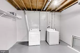 2557 Kingswood Ct, Woodbridge, VA 22192 - Photo 26