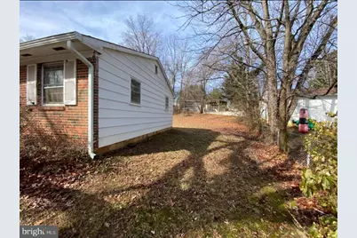 4520 Edinburg Drive, Woodbridge, VA 22193 - Photo 2