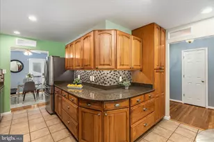 7398 Roxbury Ave, Manassas, VA 20109 - Photo 8