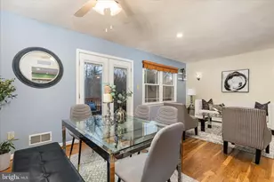 7398 Roxbury Ave, Manassas, VA 20109 - Photo 12