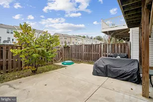 6804 Bryson Cir, Haymarket, VA 20169 - Photo 28