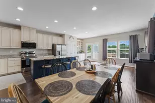 10773 Hinton Wy, Manassas, VA 20112 - Photo 6
